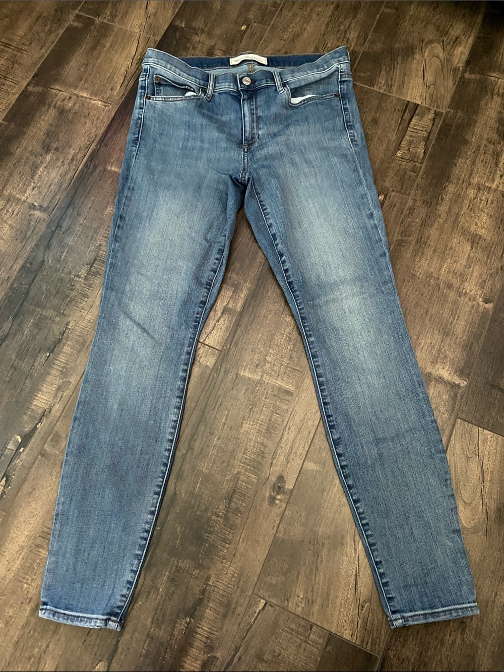 GAP Women’s Skinny Jeans — Light to Mid Blue Wash